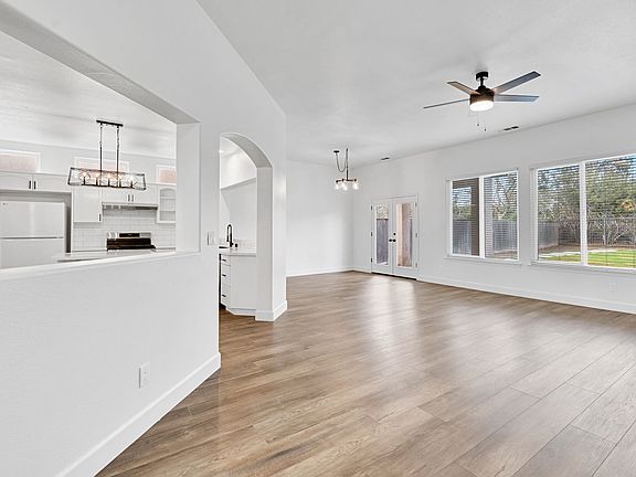 5th image of 10556 E Greenbury Way
