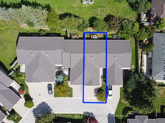3rd image of 445 Riverside Dr #4