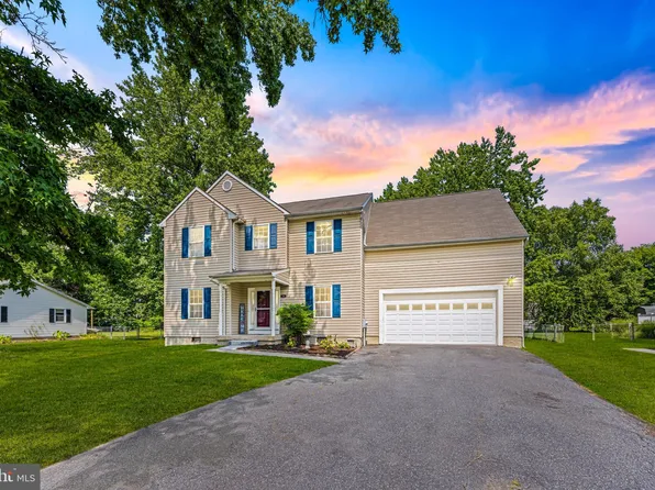 714 Dixon Dr, Stevensville, MD 21666