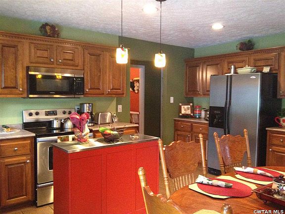 3rd image of 174 Plantation Dr