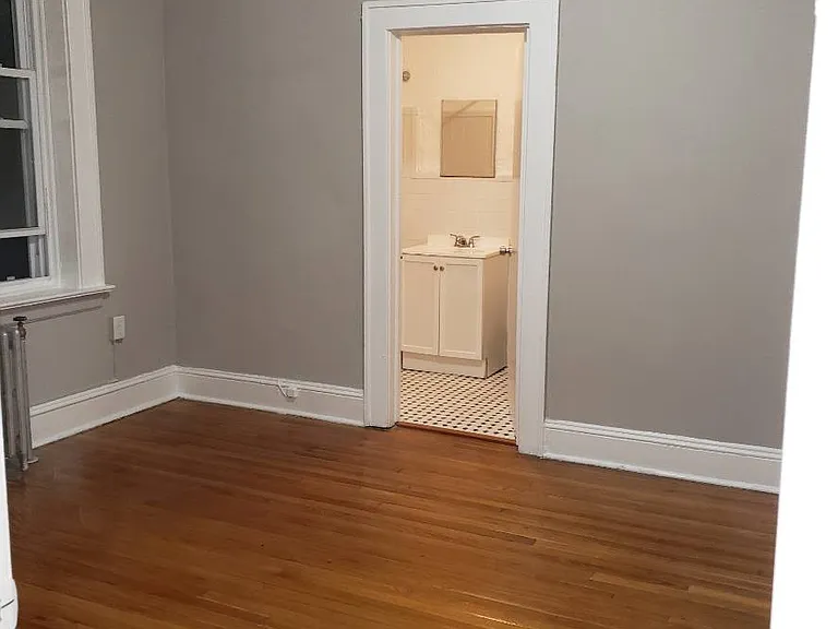 Randolph Manor Apartments — Photo 24