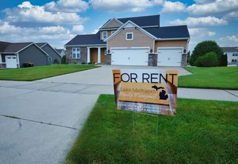 8965 Plantation Dr — Photo 1