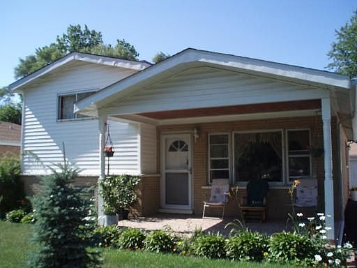 2nd image of 1107 W Hillside Dr