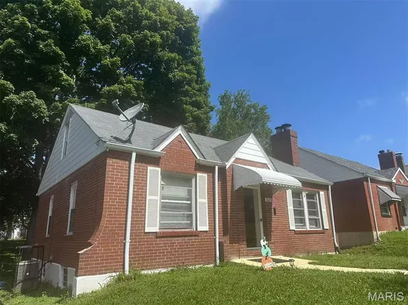3525 Belaire Pl, Saint Louis, MO 63121