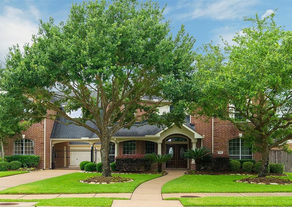 1st image of 26315 Crescent Cove Ln