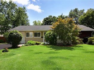 16 Joline Rd, Kendall Park, NJ 08824