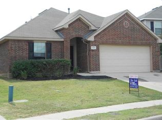 1033 Grand National Blvd, Fort Worth, TX 76179