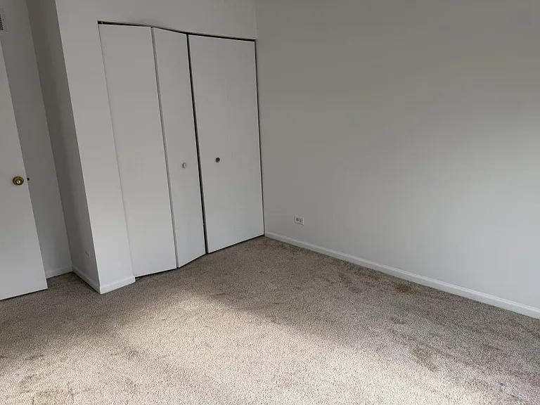 2354 Nantucket Ln — Photo 17