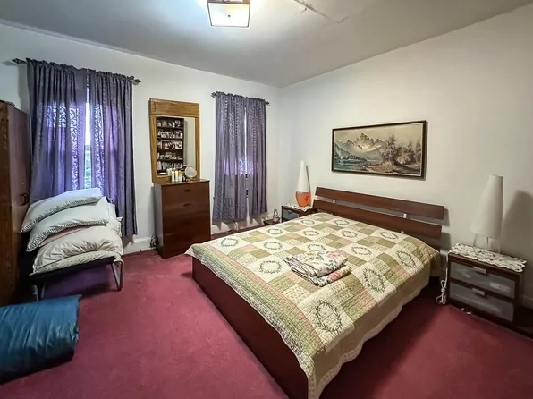 38 Van Reypen Street image 14 of 20