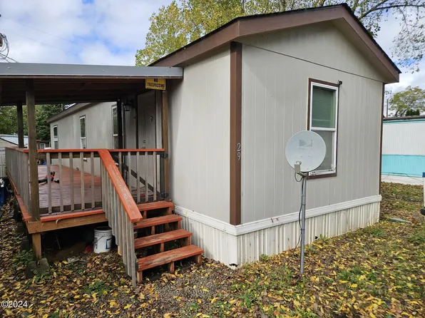 724 SW Ferry Ave #29, Siletz, OR 97380
