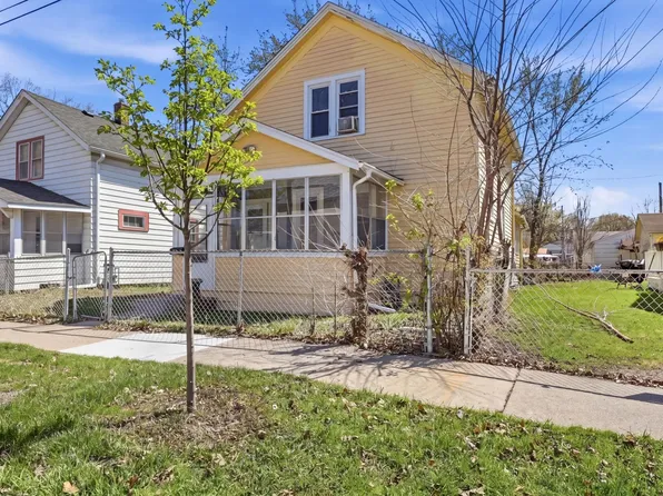 324 Van Buren Ave, Saint Paul, MN 55103