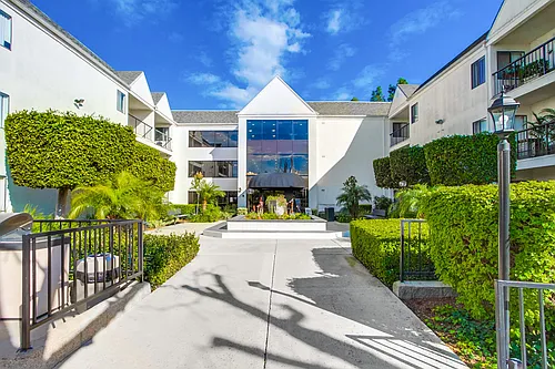 Casa Pacifica Senior Apartment Homes Photo 1