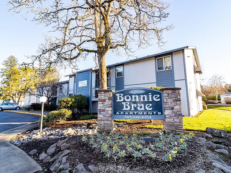 Bonnie Brae Apartments - Beaverton Oregon