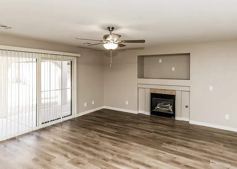 951 Ostrich Fern Ct — Photo 4