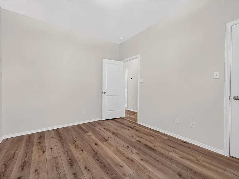 141 Vermilion Marble Trl — Photo 21