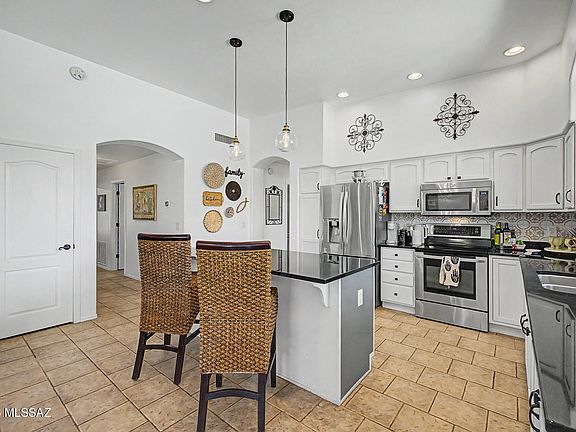 4th image of 504 W Potosi Point Ct