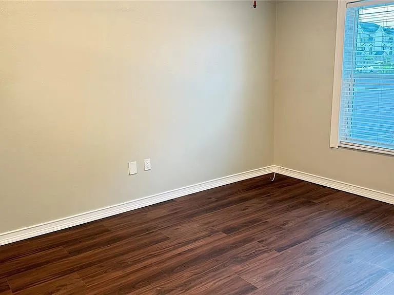 333 Island Way #101 — Photo 5
