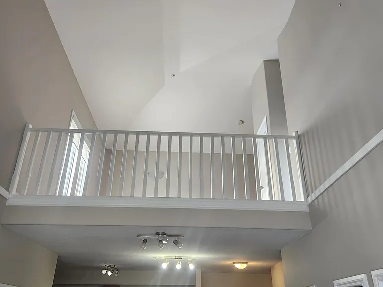6201 Grant Macewan Blvd — Photo 10