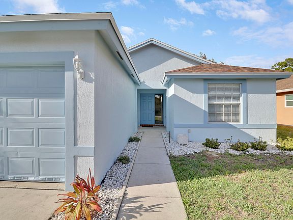 2nd image of 2429 SW Century Way