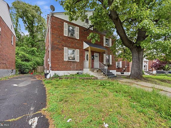 2nd image of 355 Oakland St #1F