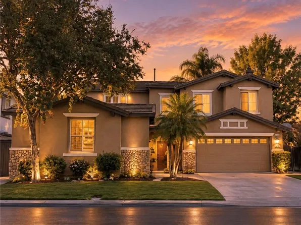 11393 Parkfield Ct, Riverside, CA 92505