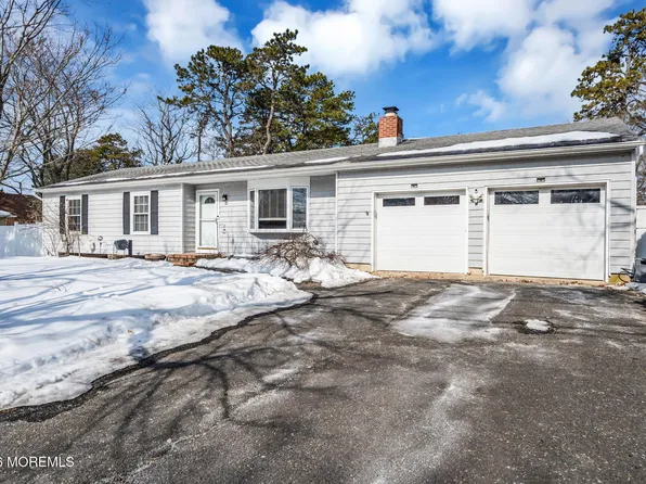 1117 12th Avenue, Toms River, NJ 08757