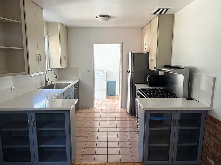 118 Breeze Ave — Photo 13