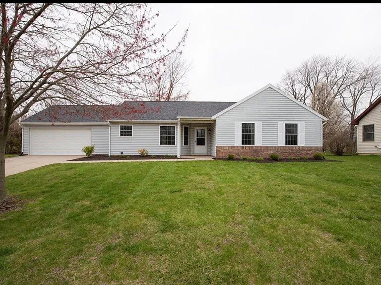 2611 Manchester St — Photo 1