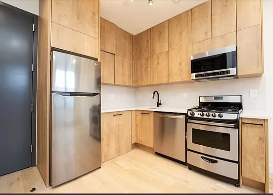 Rented by Real Team Brokerage | media 15