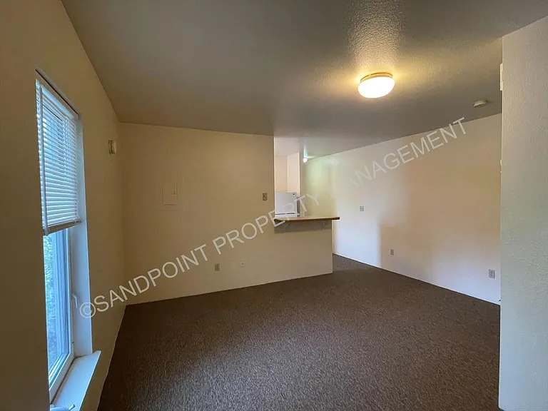 302 S 2nd Ave #7 — Photo 6