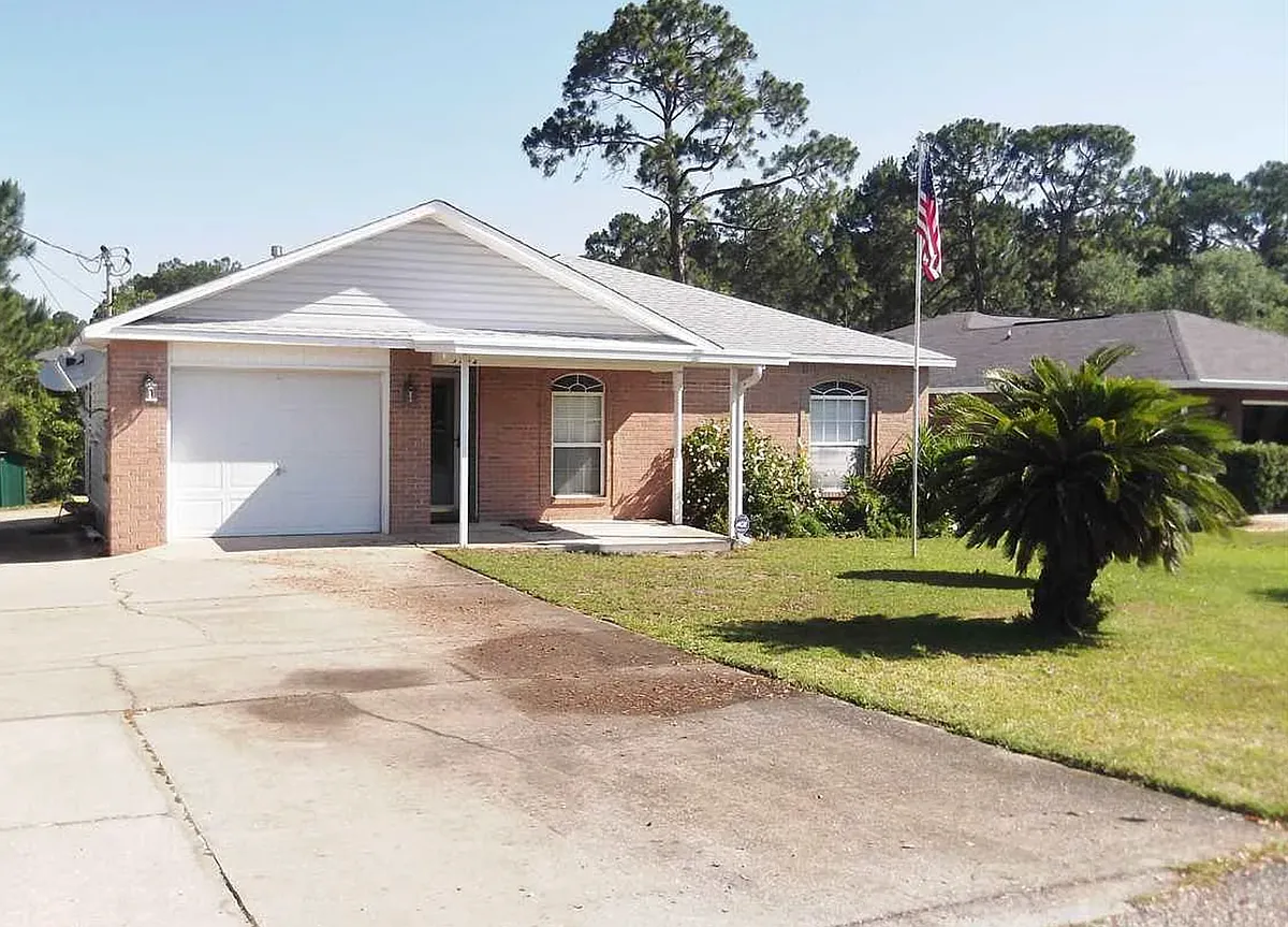 Building Photo - 3232 Cornell Dr