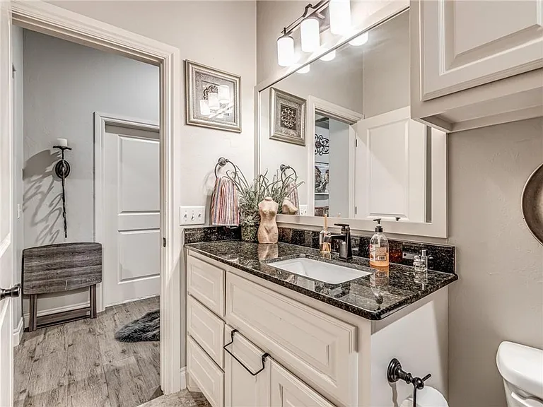 5009 Crater Lake Dr — Photo 21