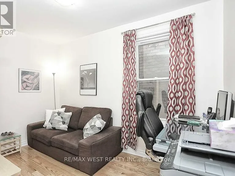 267 Lappin Ave #3 — Photo 1