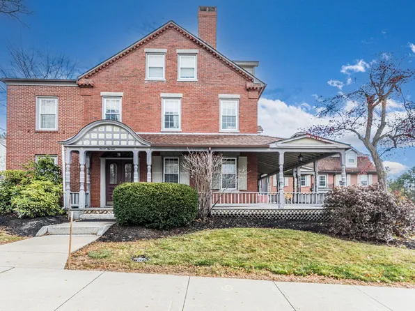 713 Central Avenue #1, Dover, NH 03820