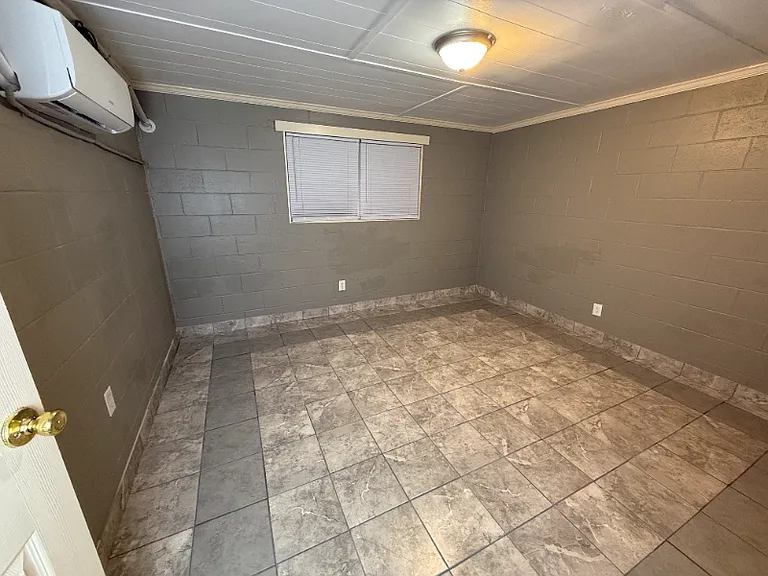 2455 Gervais St #B — Photo 12