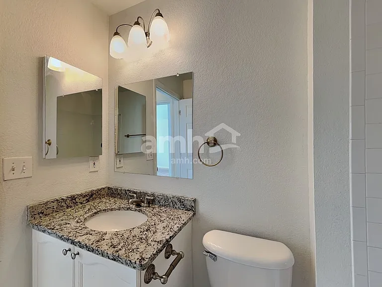 2075 E 97th Dr — Photo 13