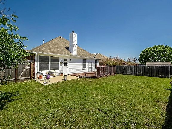 3rd image of 17825 Madden Dr