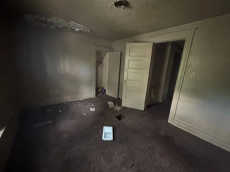 376 Highland St — Photo 14
