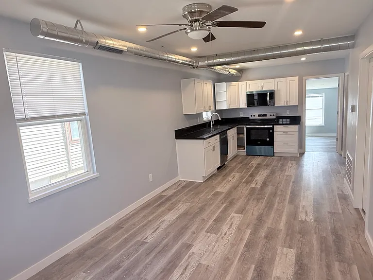 815 Jackson St #1 — Photo 2