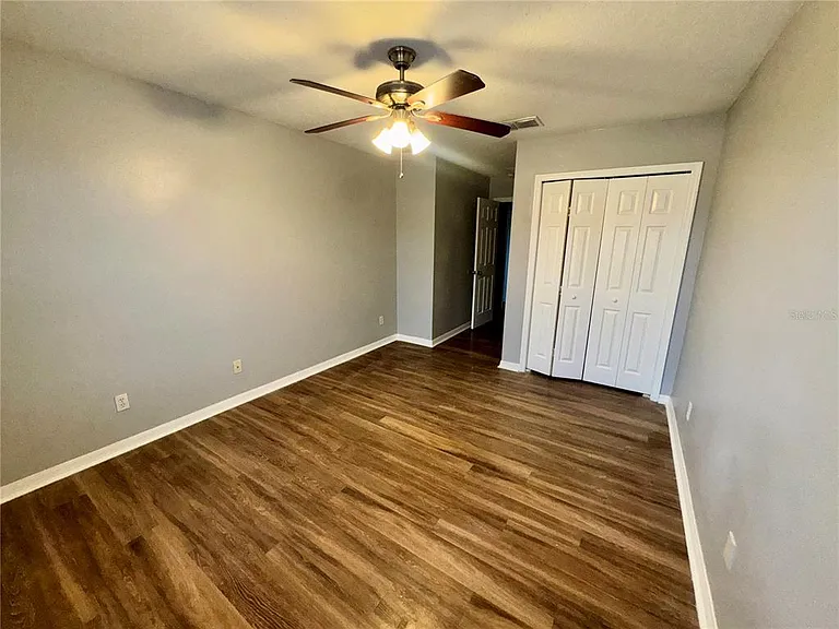 533 Cresting Oak Cir #79 — Photo 10