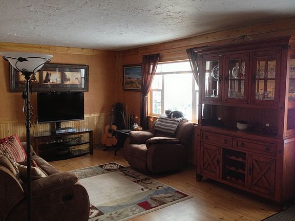 Living Room - Lots of Light