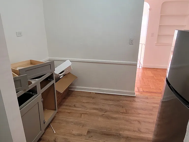 85 McClellan St #3H — Photo 11