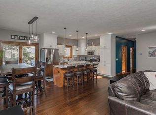 25785 Lyndale Rd, Renner, SD 57055