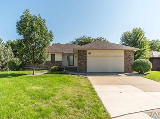 3504 S Micah Cir, Sioux Falls, SD 57103