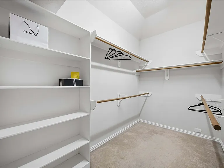 6642 Redberry Glen Ln — Photo 18