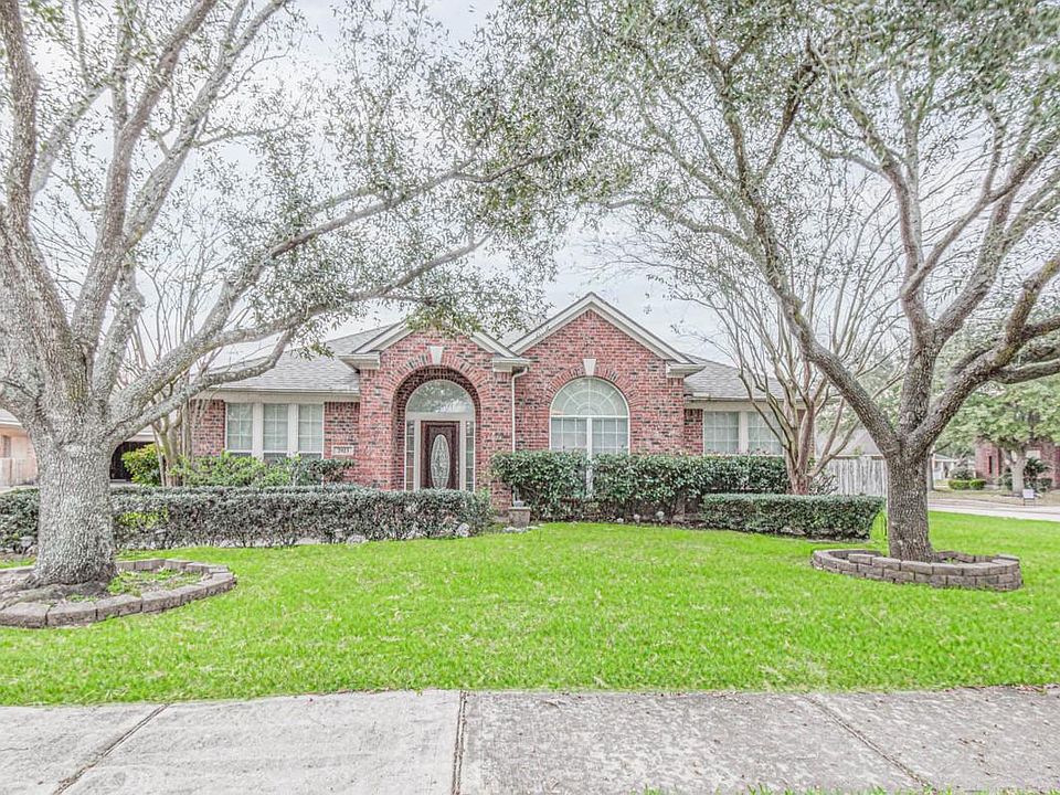 1st image of 7923 Split Cypress Ln