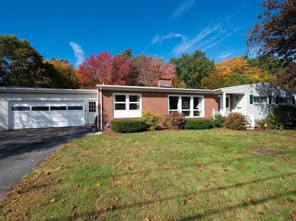 112 Bonnydale Rd, Leominster, MA 01453