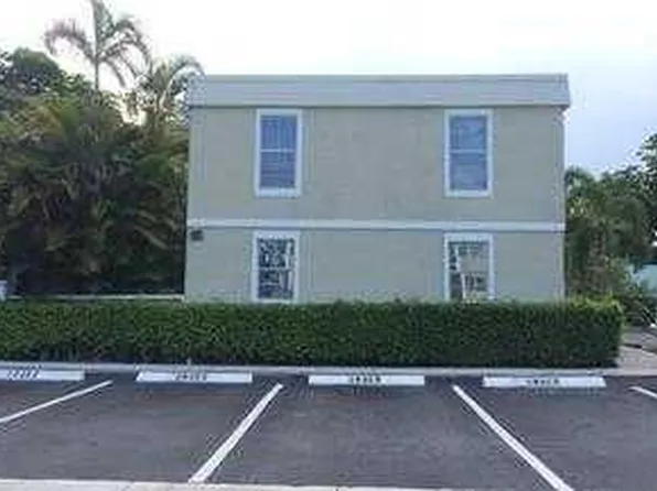 317 SE 11th Ave APT C, Pompano Beach, FL 33060