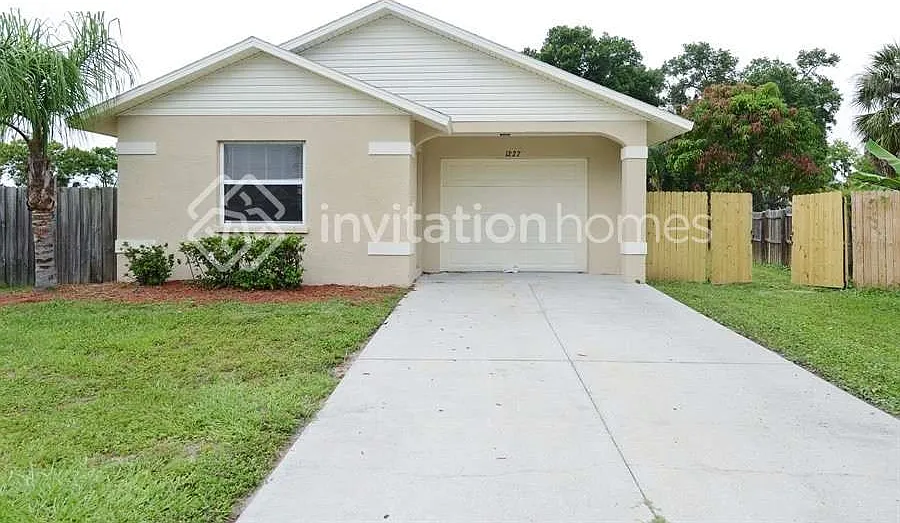 1227 Dr Martin Luther King Jr Pl