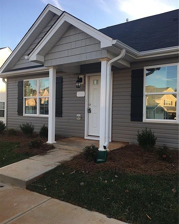 1st image of 318 Hidden Timber Ln
